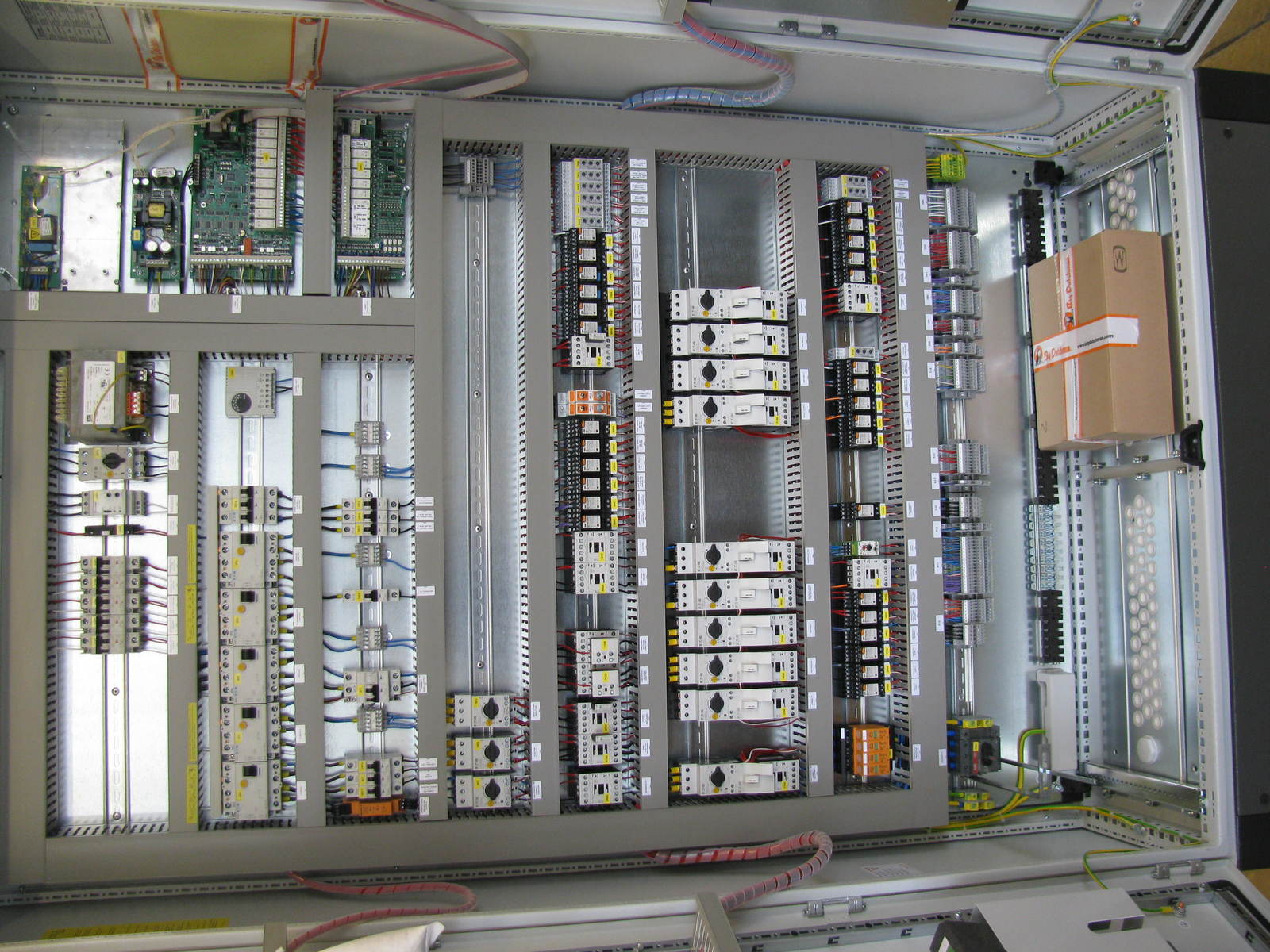 Control cabinet compartment 2 -Viper Natura Colony 2+